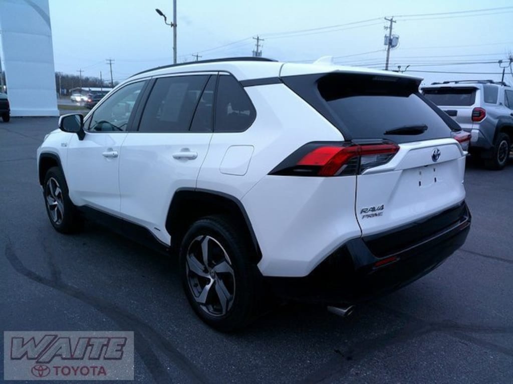 Used 2024 Toyota RAV4 Prime SE SUV