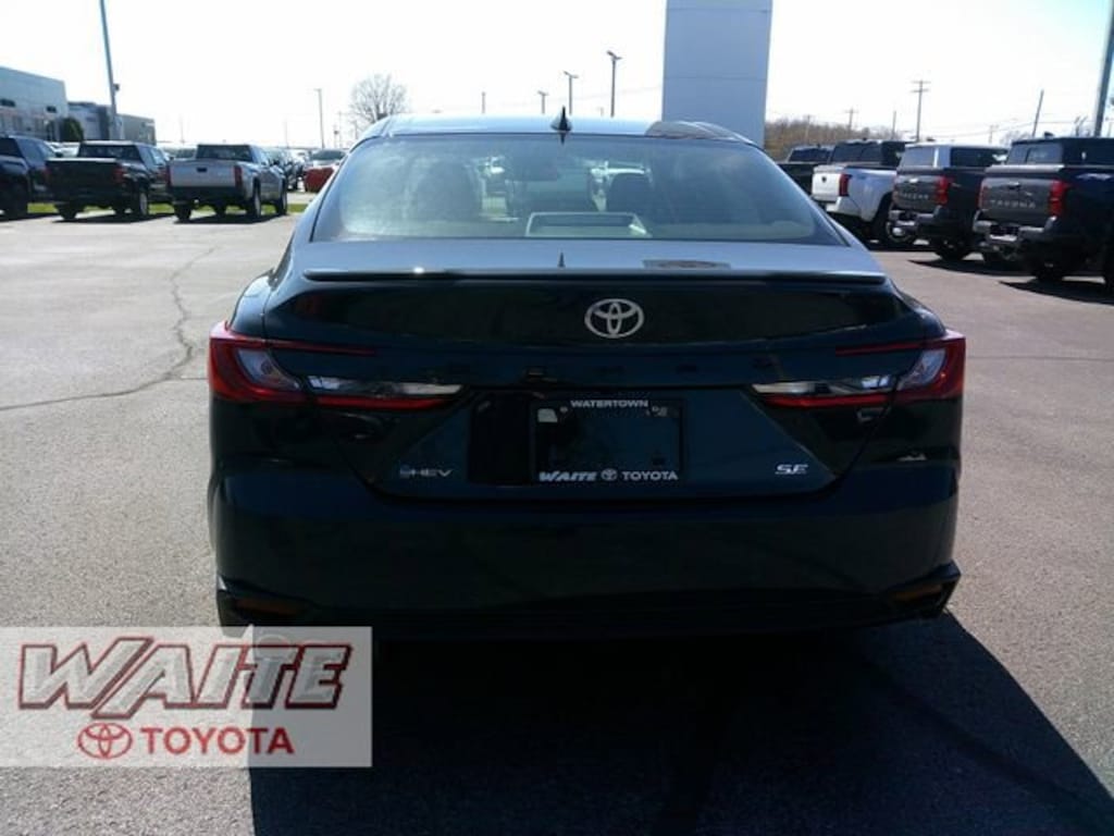 New 2026 Toyota Camry SE SE