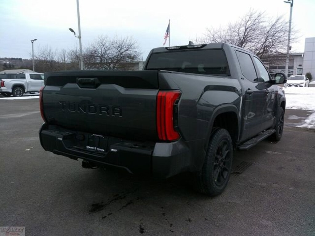 New 2026 Toyota Tundra SR5 SR5 CREWMAX 5.5