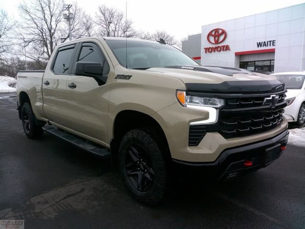 Used 2023 Chevrolet Silverado 1500 LT Trail Boss Truck Crew Cab