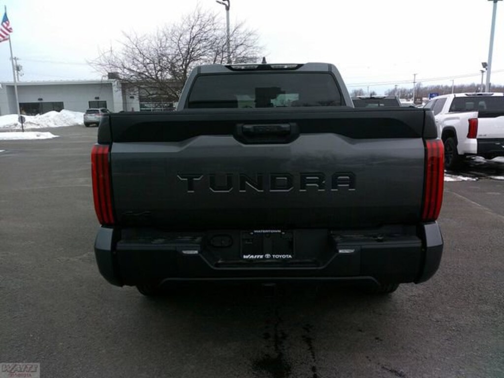 New 2026 Toyota Tundra SR5 SR5 CREWMAX 5.5