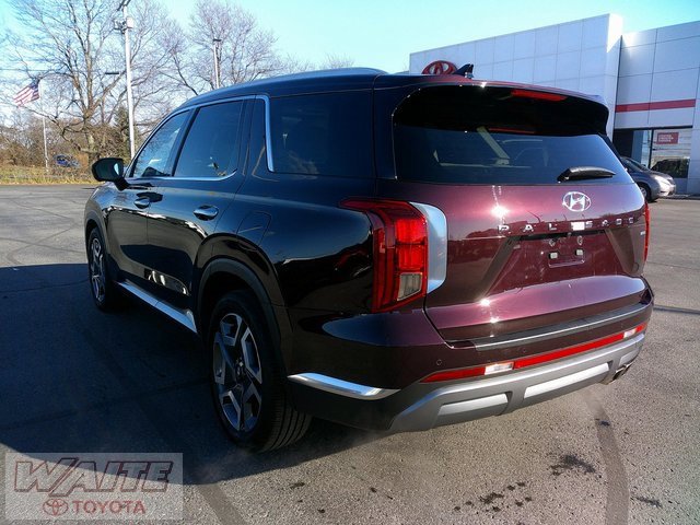 2024 Hyundai Palisade Limited photo 4