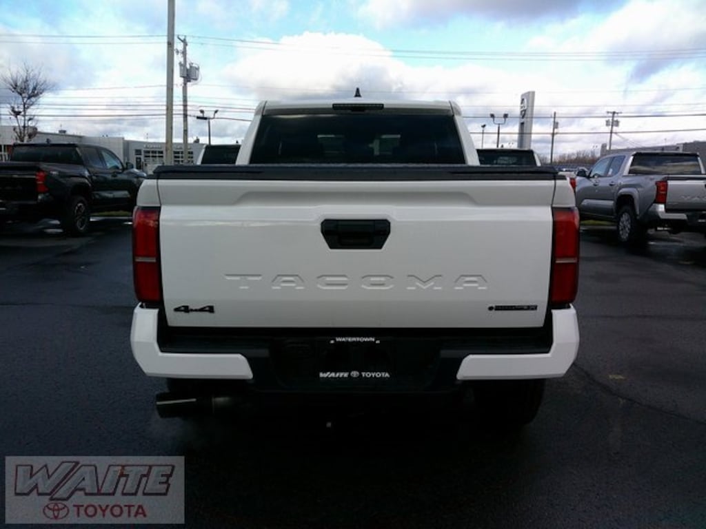 New 2025 Toyota Tacoma i-FORCE MAX TRD Off-Road 4X4 DOUBLE CAB HV