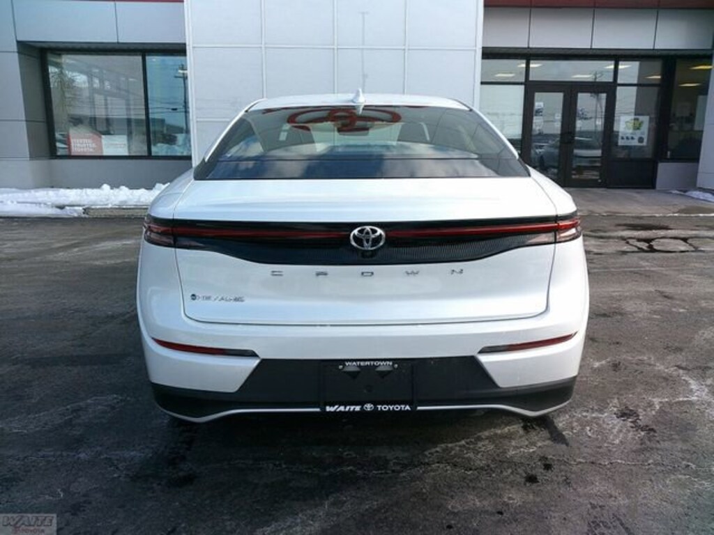 New 2026 Toyota Crown XLE XLE