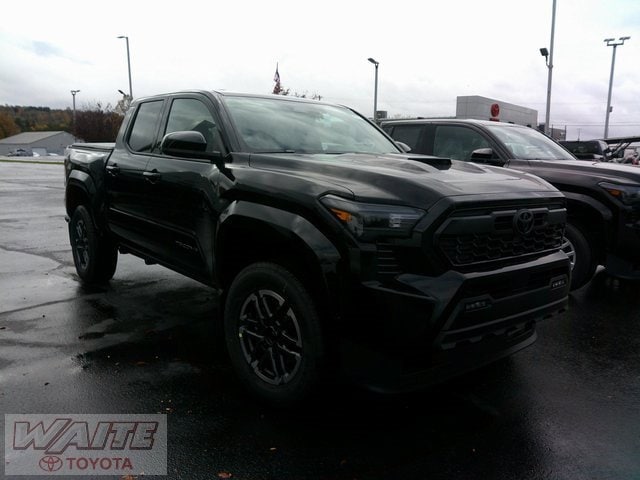 2025 Toyota Tacoma TRD Sport's photo