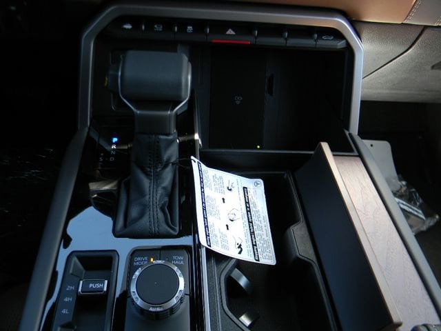 2026 Toyota Tundra 1794 Edition - Photo 16