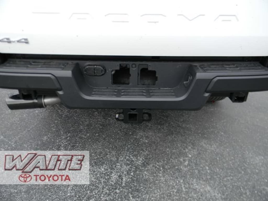 New 2026 Toyota Tacoma SR 4X4 DOUBLE CAB