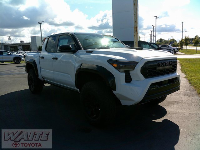 2025 Toyota Tacoma TRD Pro's photo
