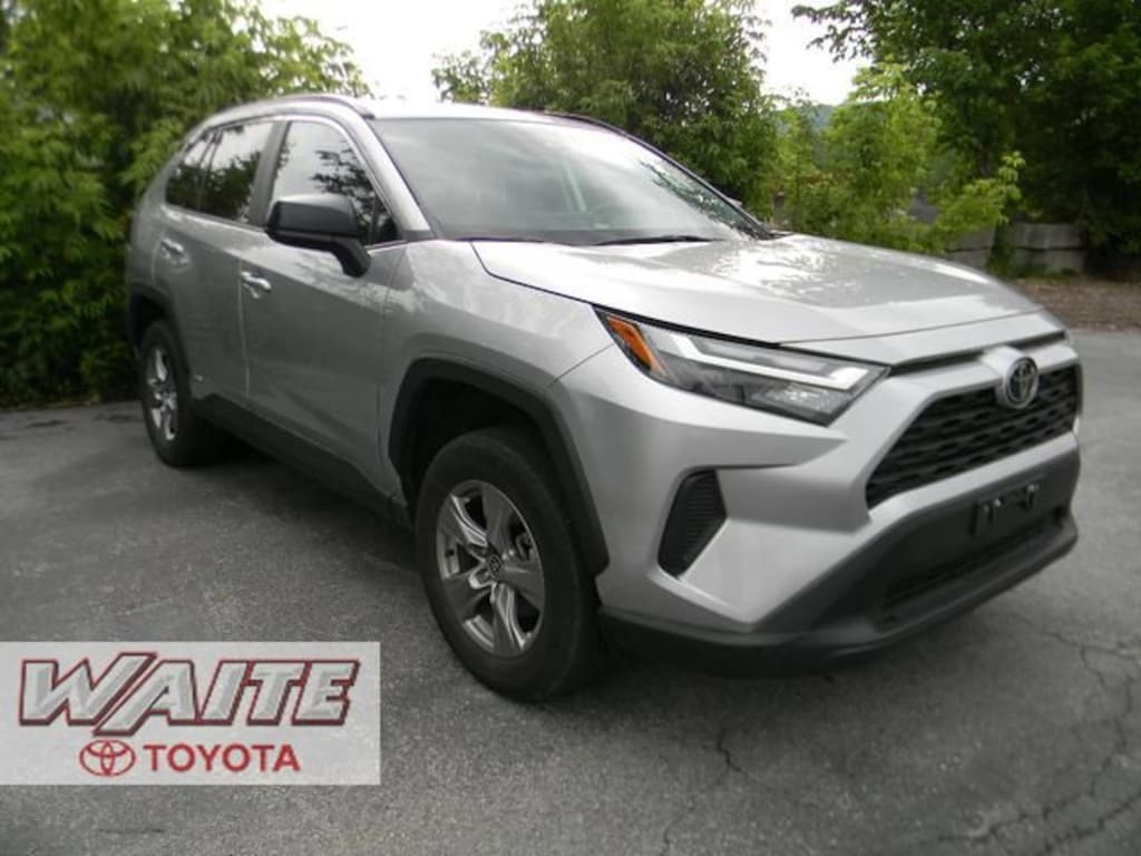 Used 2025 Toyota RAV4 Hybrid LE SUV