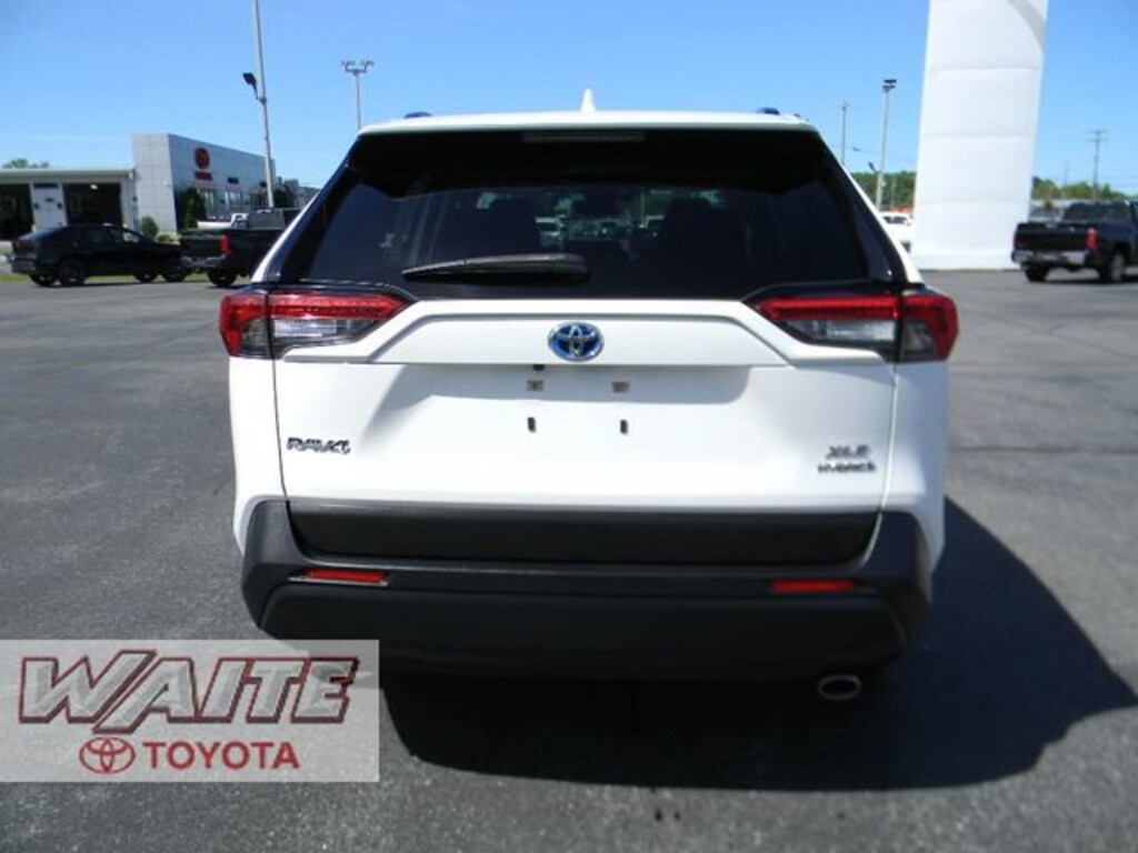 Used 2023 Toyota RAV4 Hybrid XLE SUV