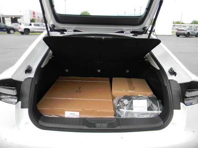 2026 Toyota Prius Plug-in Hybrid Nightshade - Photo 18