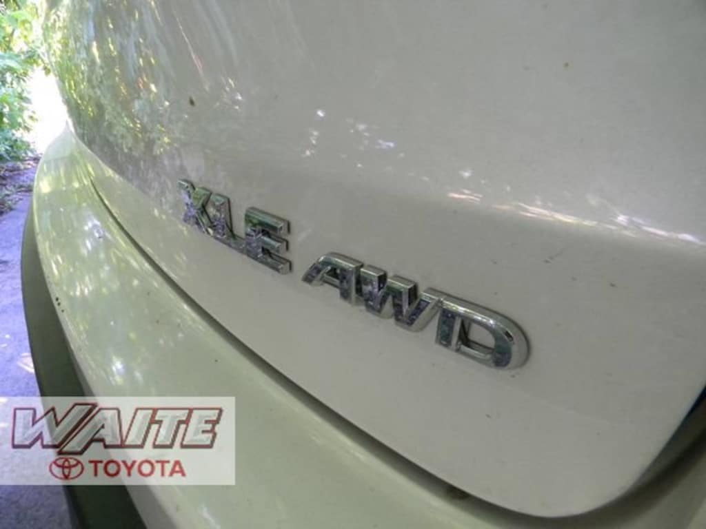 Used 2018 Toyota Highlander XLE V6 SUV