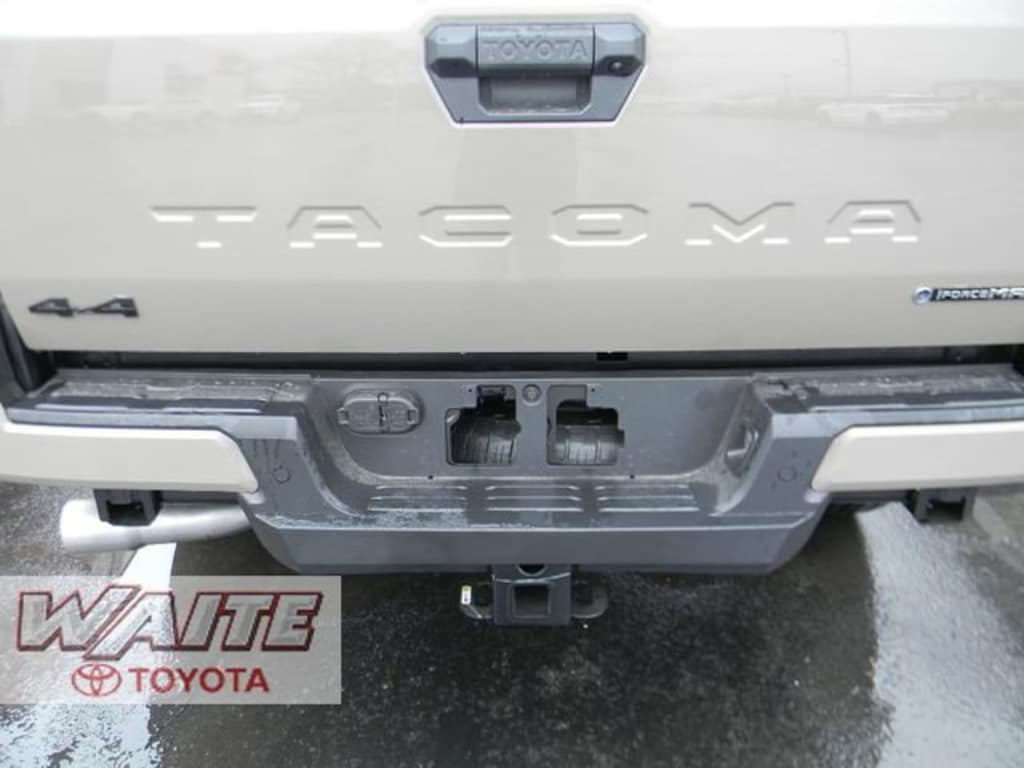 New 2026 Toyota Tacoma i-FORCE MAX TRD Off-Road 4X4 DOUBLE CAB HV