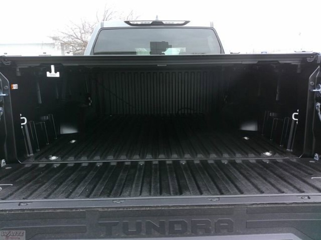 New 2026 Toyota Tundra SR5 SR5 CREWMAX 5.5