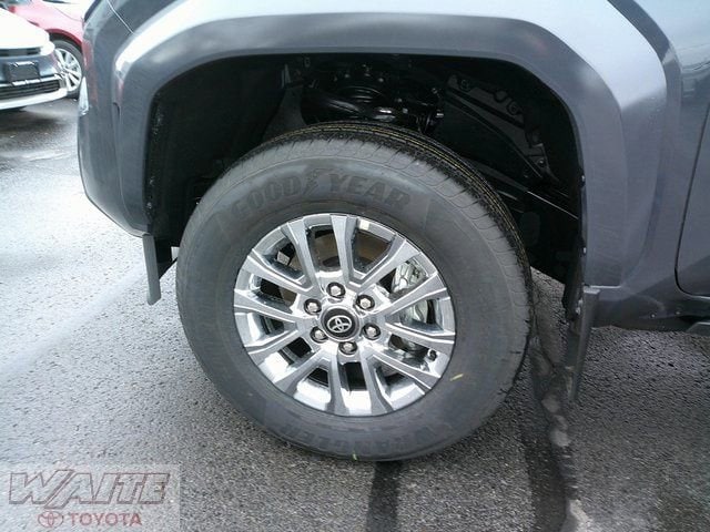 2026 Toyota Tacoma Limited - Photo 12