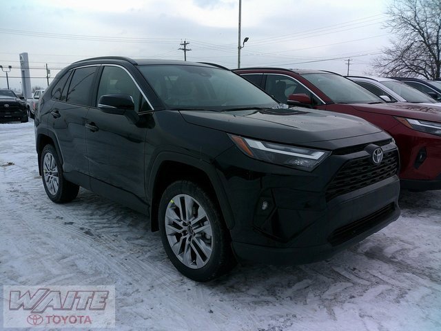 2025 Toyota RAV4 XLE Premium's photo