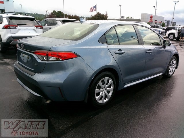 Used 2022 Toyota Corolla LE with VIN JTDEPMAE6N3028507 for sale in Kansas City