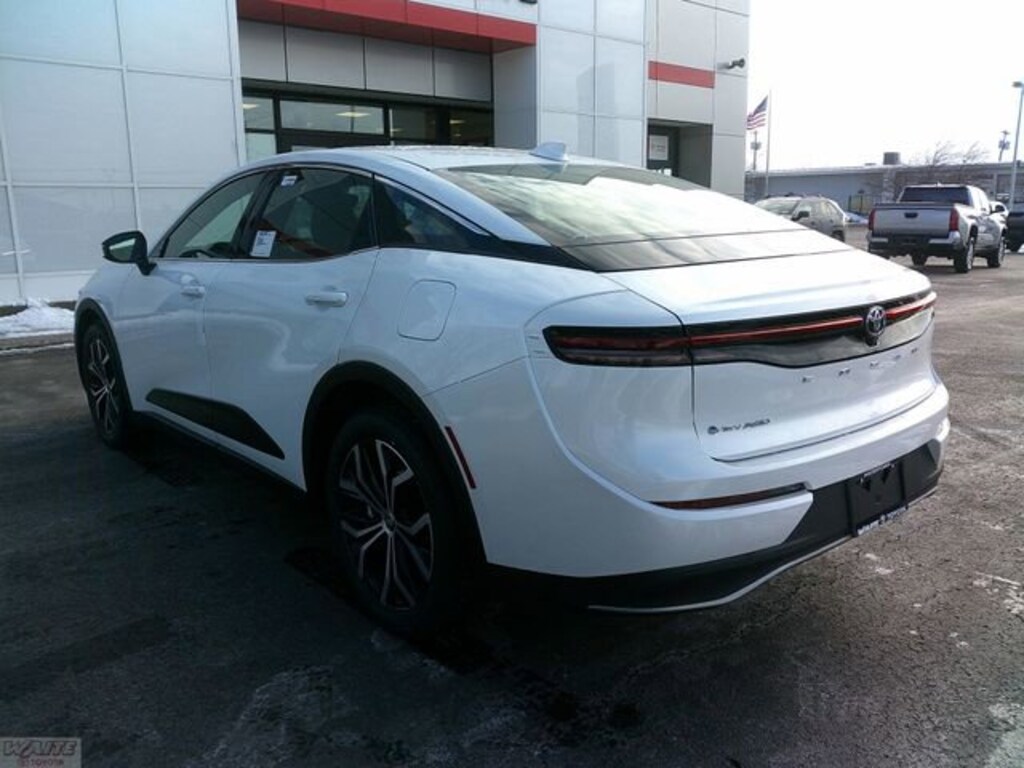 New 2026 Toyota Crown XLE XLE