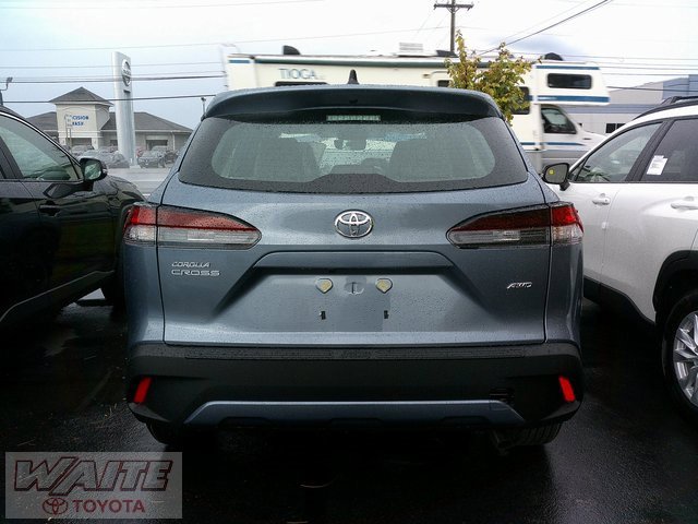 2026 Toyota Corolla Cross L photo 2