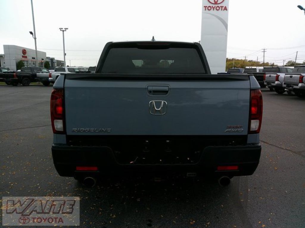 Used 2023 Honda Ridgeline Sport Truck Crew Cab