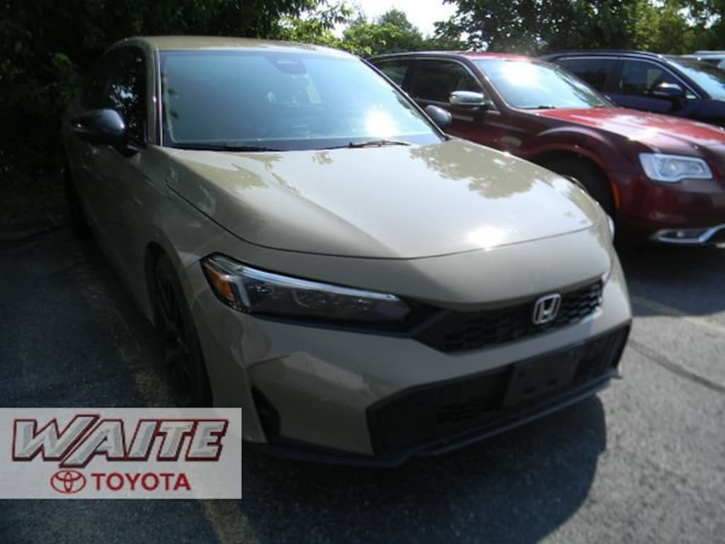 Used 2025 Honda Civic Sport Hatchback