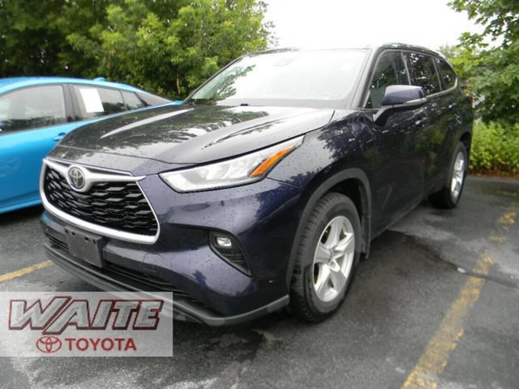 Used 2020 Toyota Highlander LE SUV