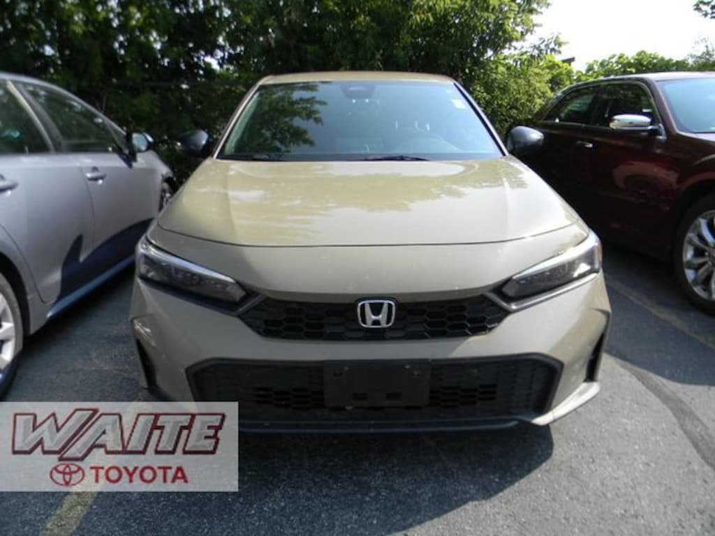 Used 2025 Honda Civic Sport Hatchback