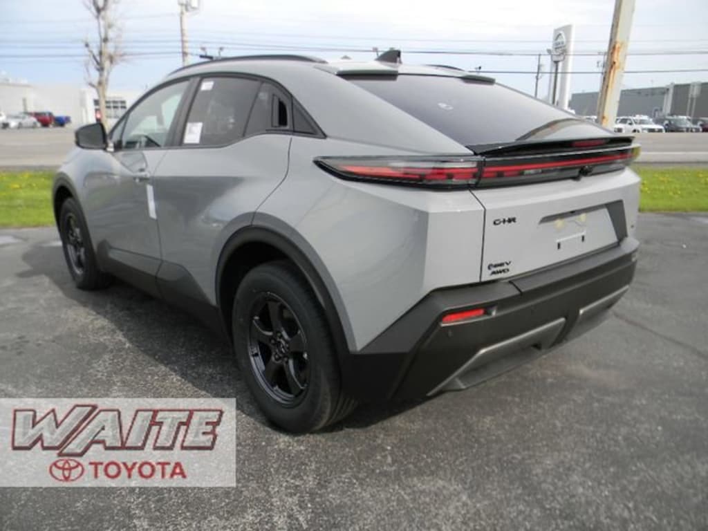 New 2026 Toyota C-HR SE SE AWD