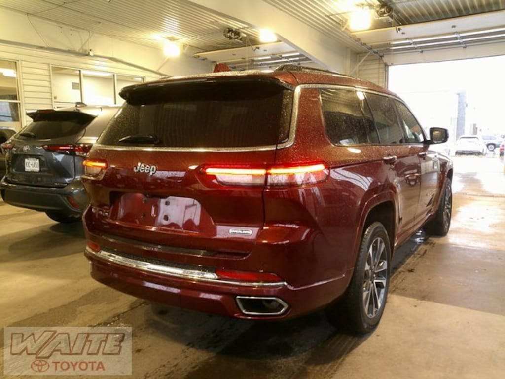 Used 2022 Jeep New Grand Cherokee Overland SUV