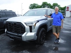 Staff member Dan Perry from ID_3c11b0f75309