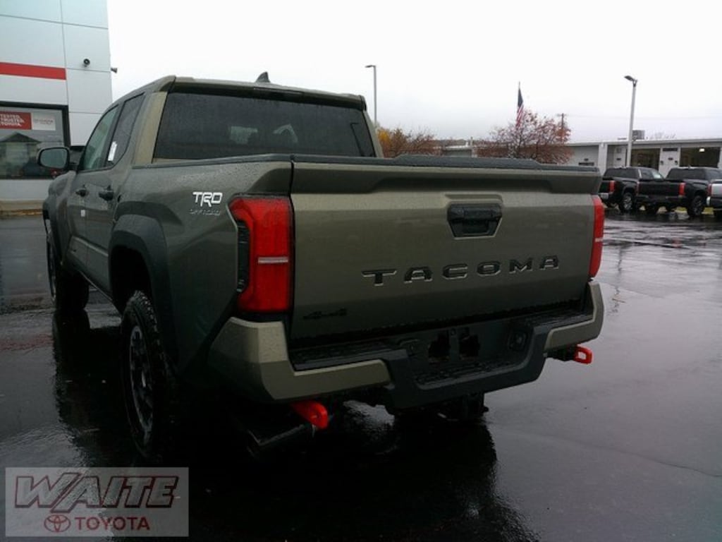 New 2025 Toyota Tacoma TRD Off-Road 4X4 DOUBLE CAB