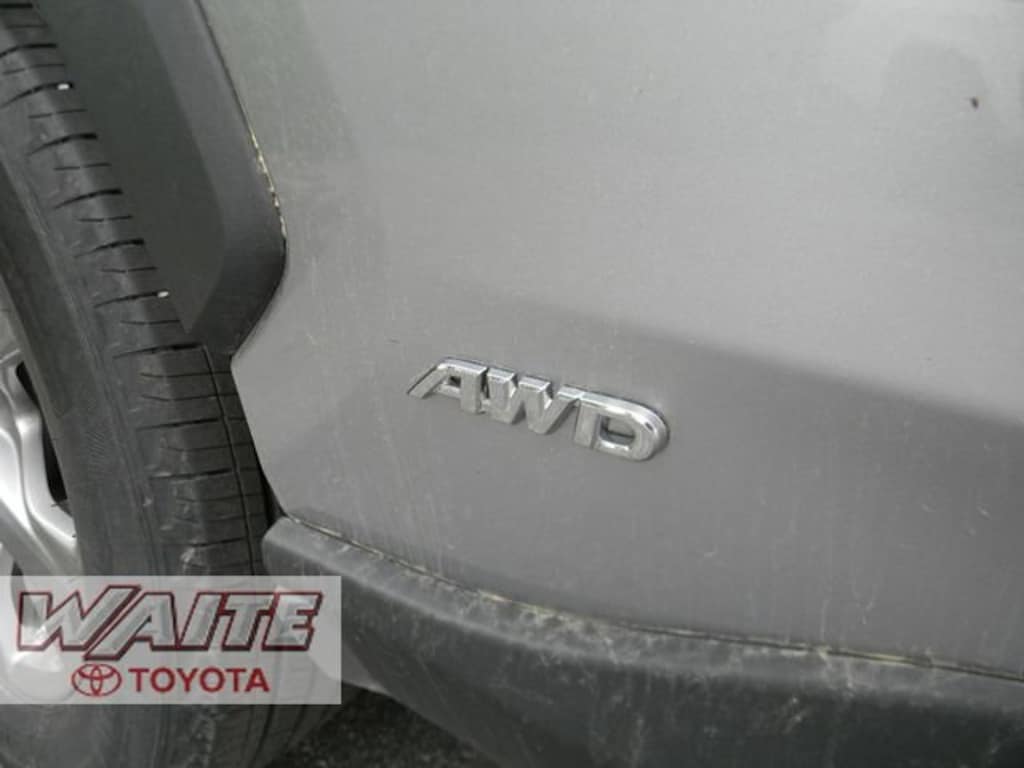 Used 2025 Toyota RAV4 Hybrid LE SUV