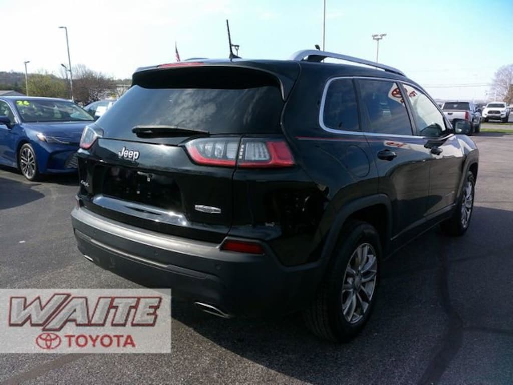 Used 2021 Jeep Cherokee Latitude Lux SUV