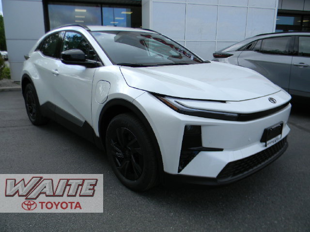 2026 Toyota C-HR SE SE AWD