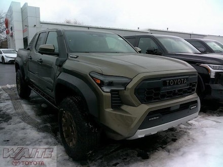 2026 Toyota Tacoma i-FORCE MAX Trailhunter 4X4 DBL CAB LB HV