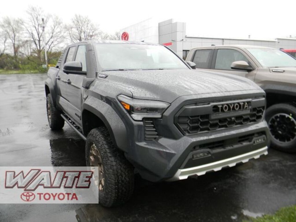 New 2026 Toyota Tacoma i-FORCE MAX Trailhunter 4X4 DOUBLE CAB HV