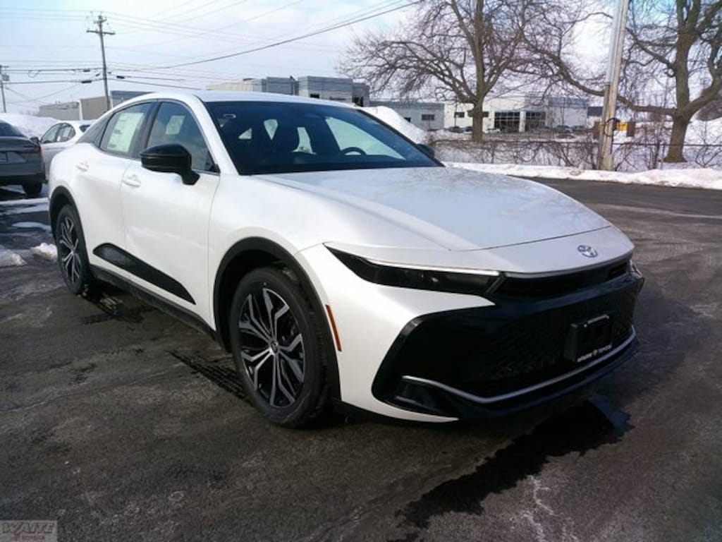 New 2026 Toyota Crown XLE XLE