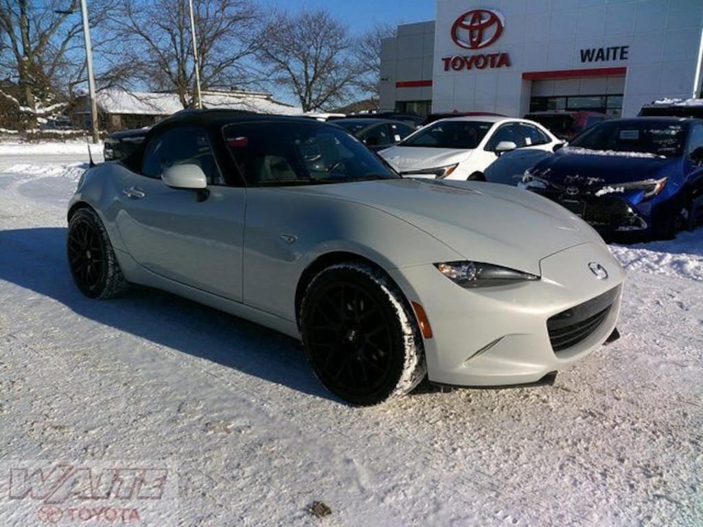 Used 2016 Mazda Mazda MX-5 Miata Grand Touring Convertible