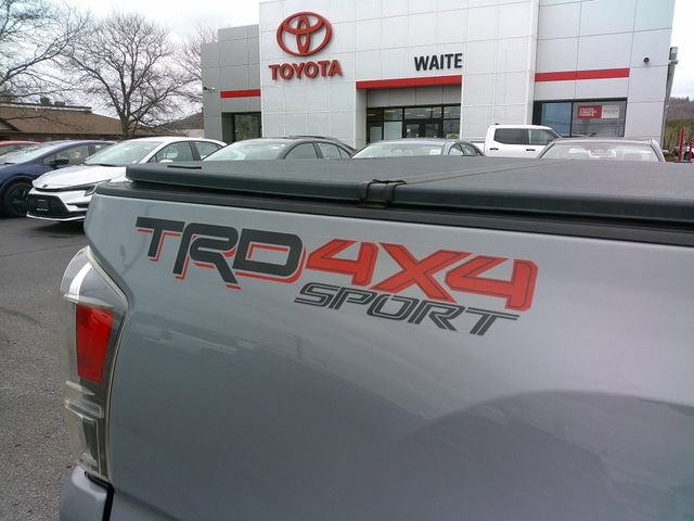 2021 Toyota Tacoma TRD Sport - Photo 11