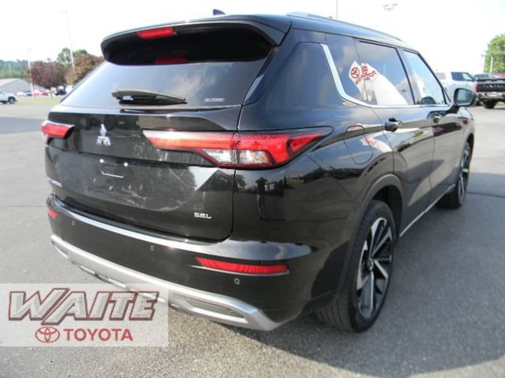 Used 2022 Mitsubishi Outlander SEL CUV