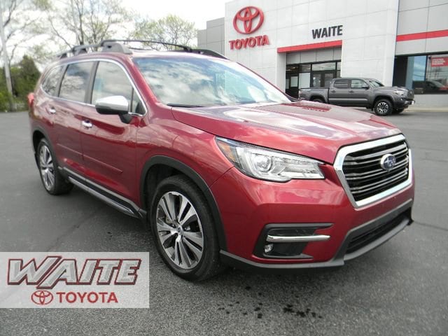 2020 Subaru Ascent Touring's photo