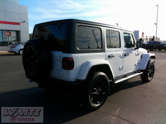 2023 Jeep Wrangler 4xe Sahara photo 2