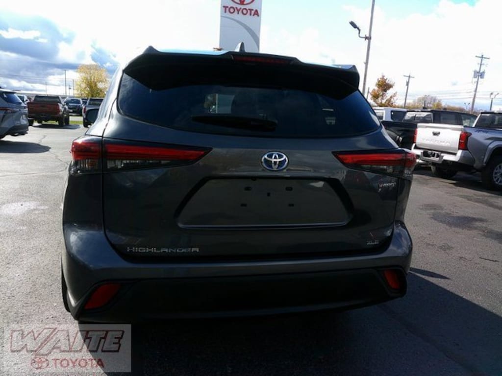 Certified 2021 Toyota Highlander Hybrid XLE SUV