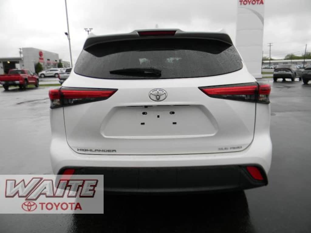 Used 2023 Toyota Highlander XLE SUV