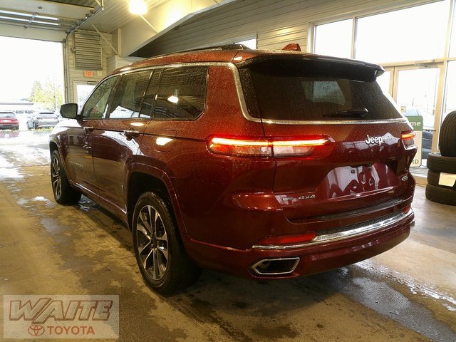 2022 Jeep Grand Cherokee Overland photo 4
