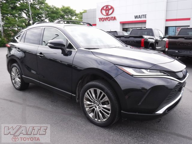 2022 Toyota Venza XLE