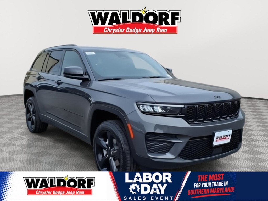 New 2025 Jeep Grand Cherokee LAR Altitude X 4x4