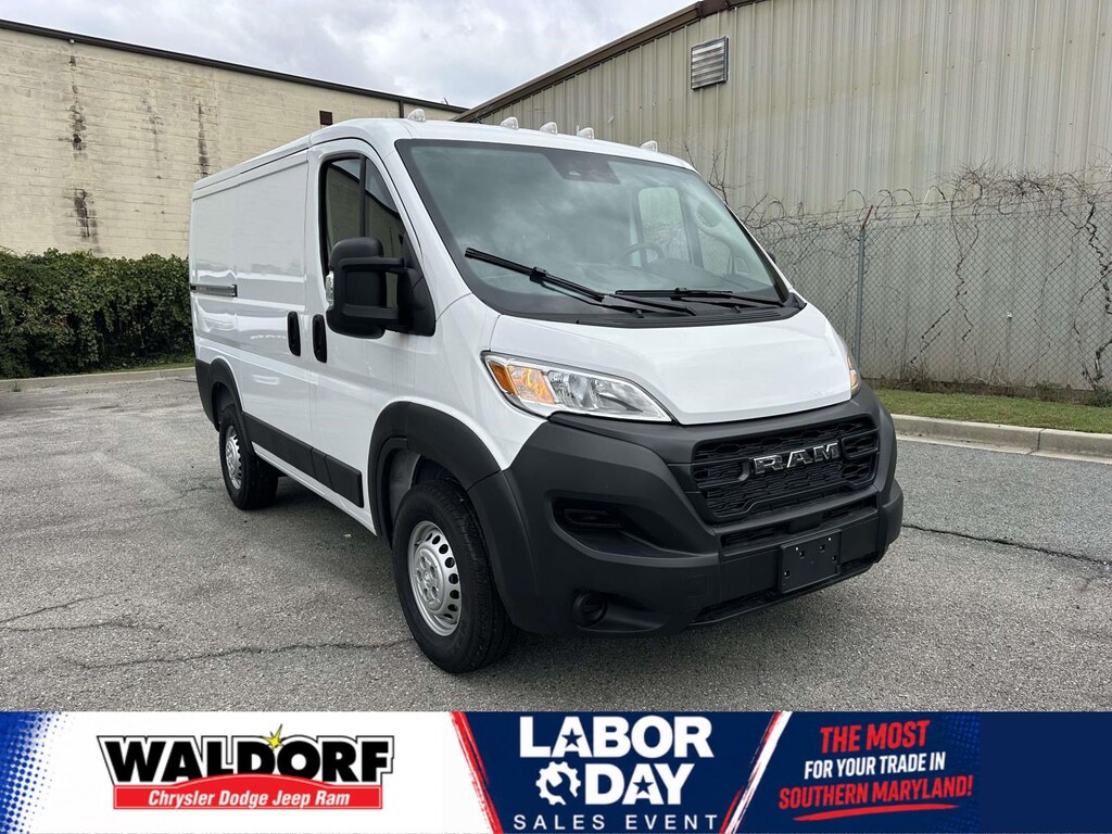 New 2026 Ram Promaster Cargo Van Tradesman Tradesman 1500 Low Roof 118 WB w/Pass Seat