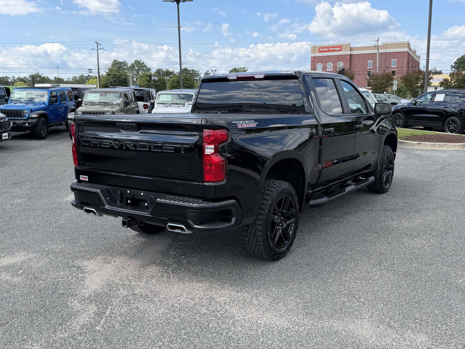 Used 2024 Chevrolet Silverado 1500 Custom Trail Boss 4WD Crew Cab 147 Custom Trail Boss