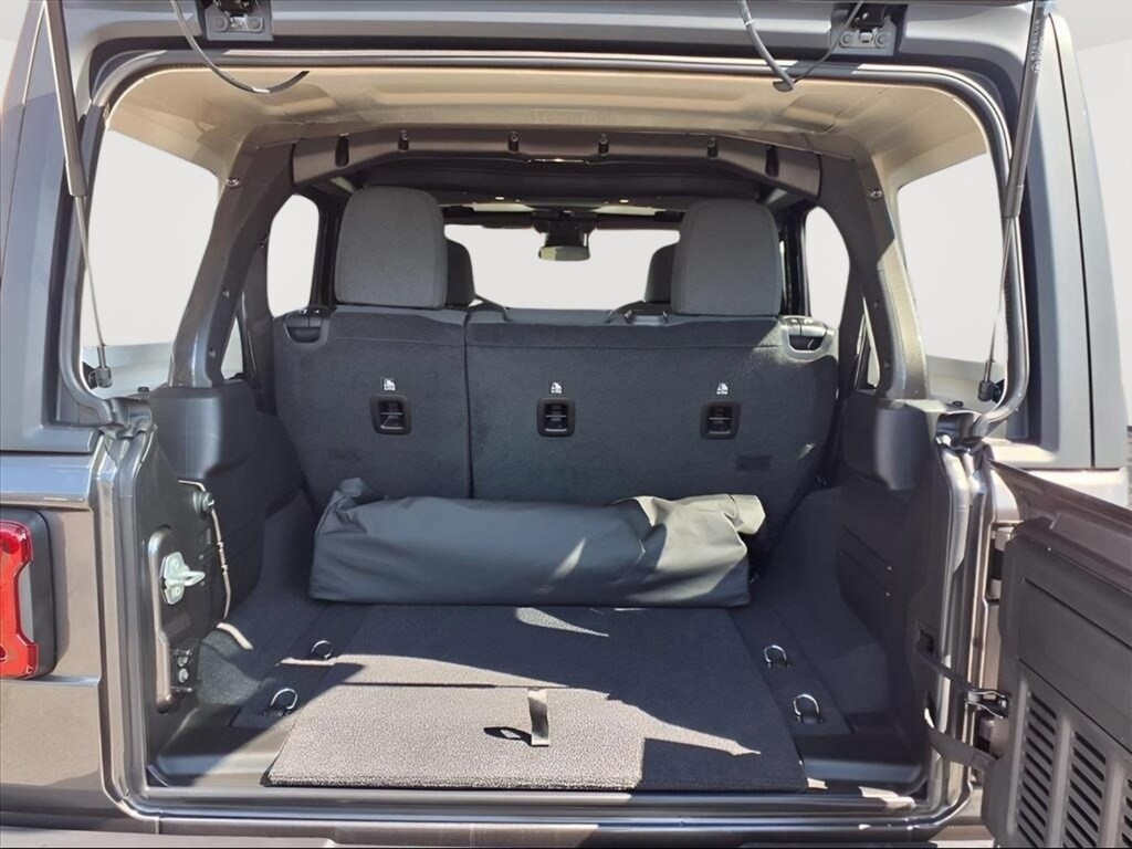 New 2025 Jeep Wrangler Sport S Sport S 4x4
